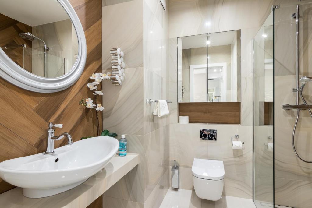 Kúpeľňa v ubytovaní GA Luxury Apartments W19