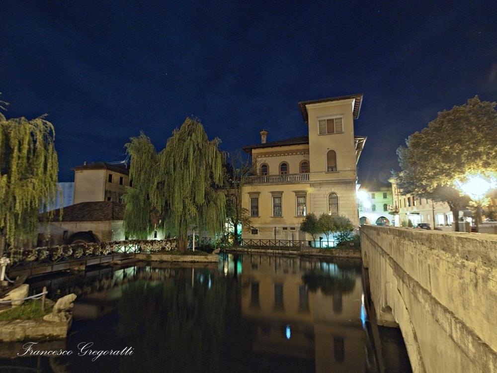 Budova, kde se bed and breakfast nachází