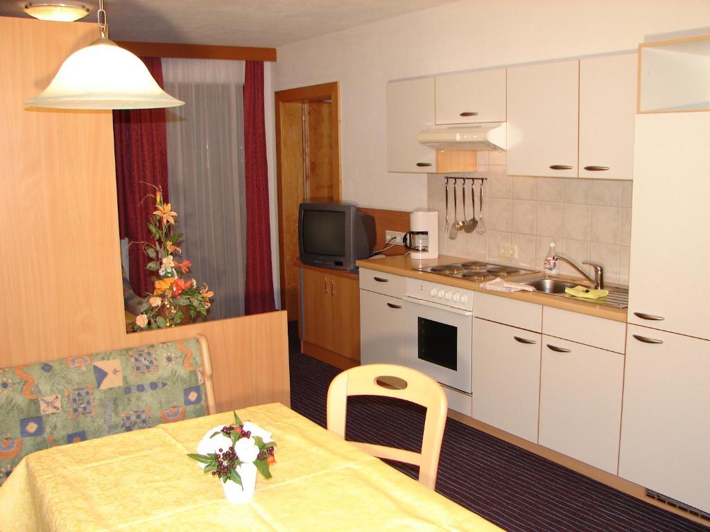 Haus Romana - Appartement Supérieur D'une Chambre Avec Balcon