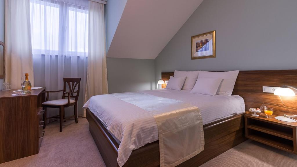 Hotel Maroon - Resim 2