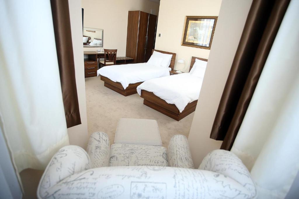 Hotel Maroon - Resim 17