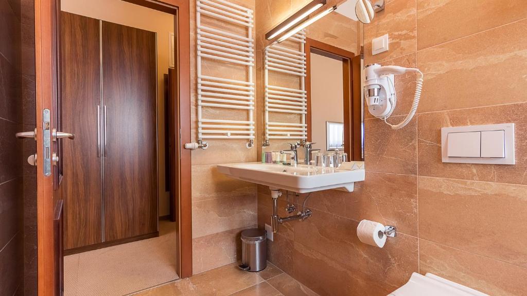 Hotel Maroon - Resim 25