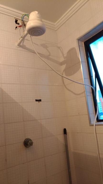  guaica - otima localização 05 pessoas - 200 mts da praia