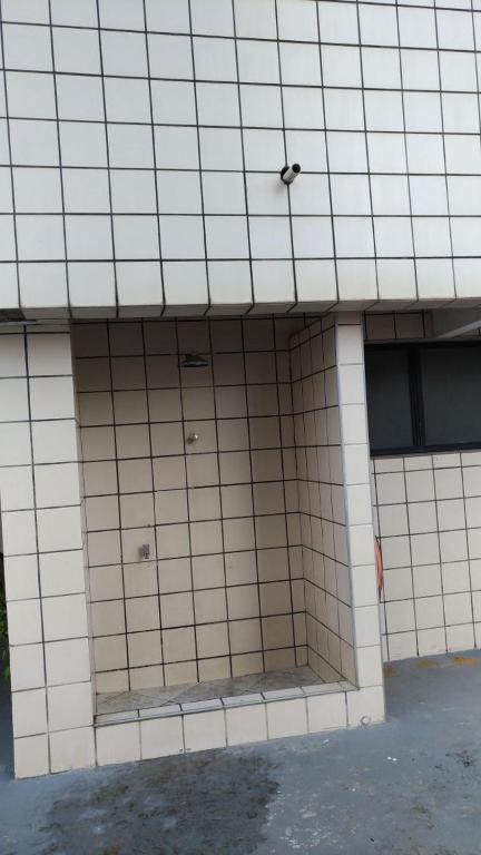  guaica - otima localização 05 pessoas - 200 mts da praia