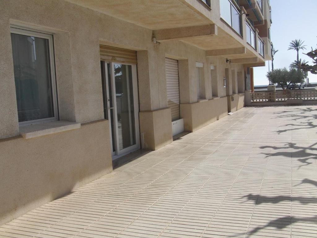 Apartamento Sant Roc, Hospitalet de lInfant – Updated 2023 ...