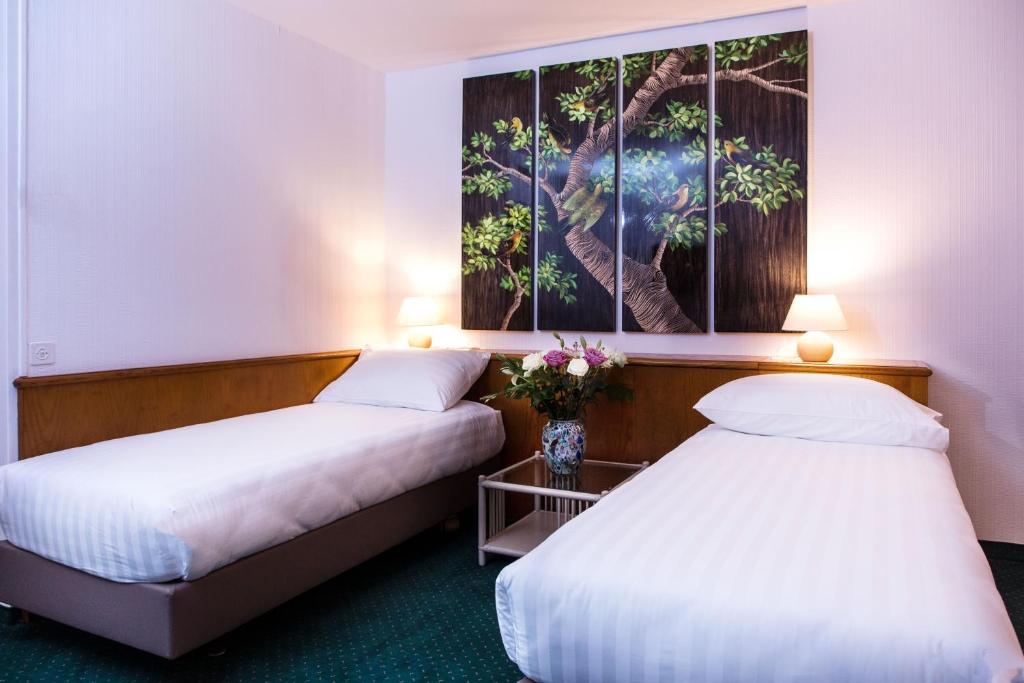 
Executive Twin Studio 
