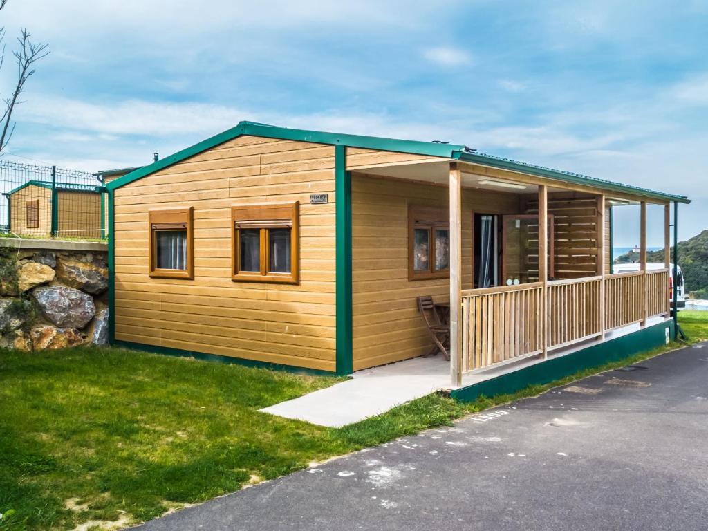 Camping & Bungalows Zumaia - One-Bedroom Bungalow