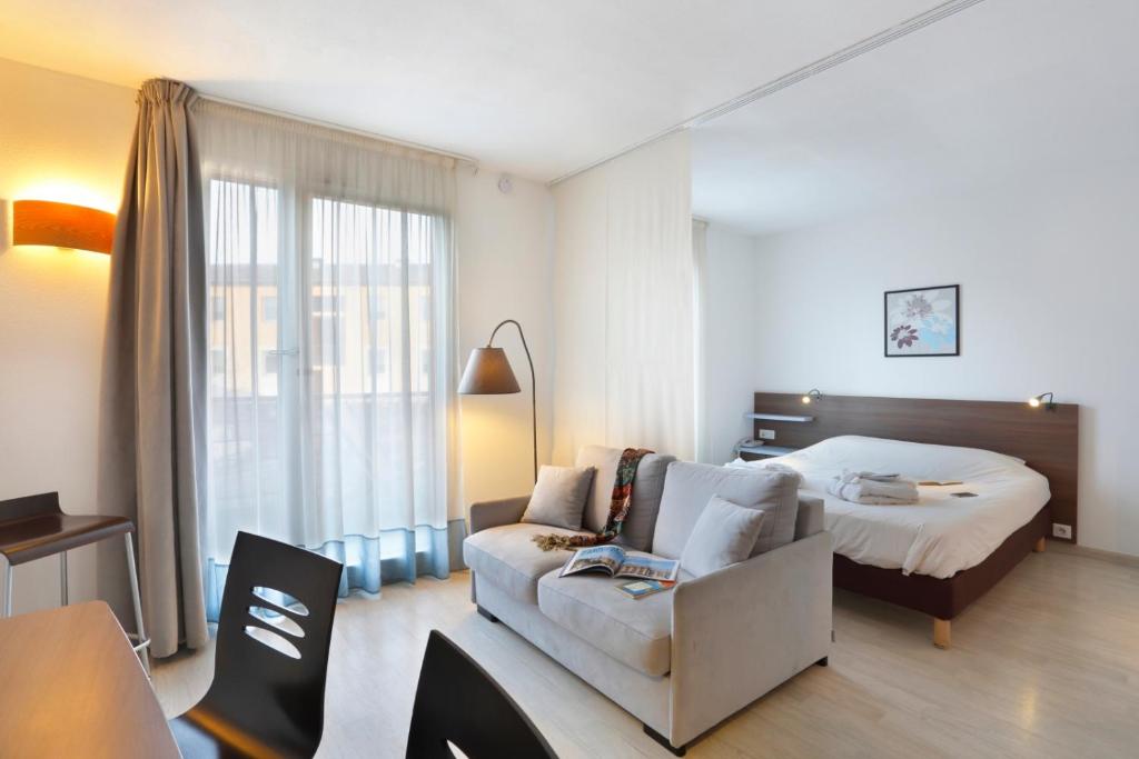 Postel nebo postele na pokoji v ubytování Suite Home Apt Luberon