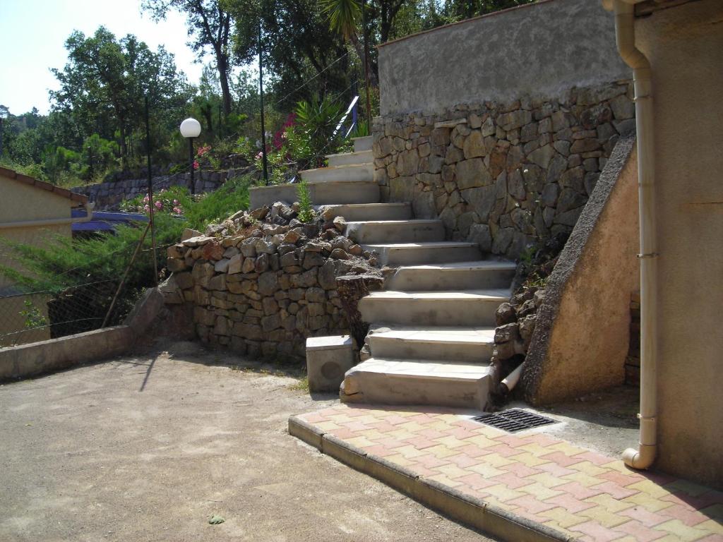 Fotografie z fotogalerie ubytování La villa Sam v destinaci Vidauban