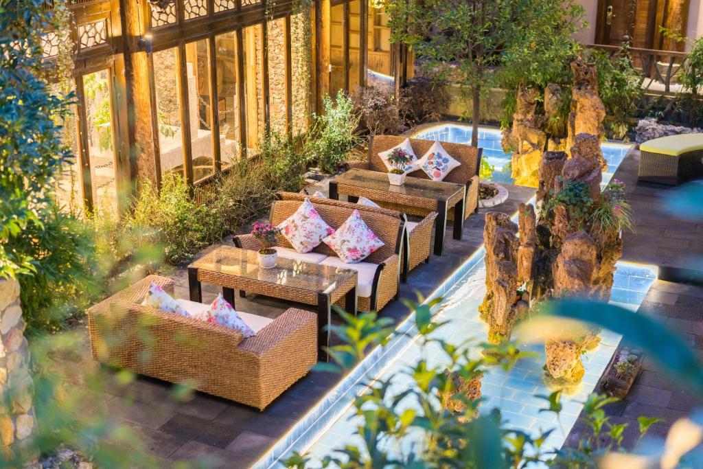 Zahrada ubytování The Ritz-Man Boutique Inn Lijiang