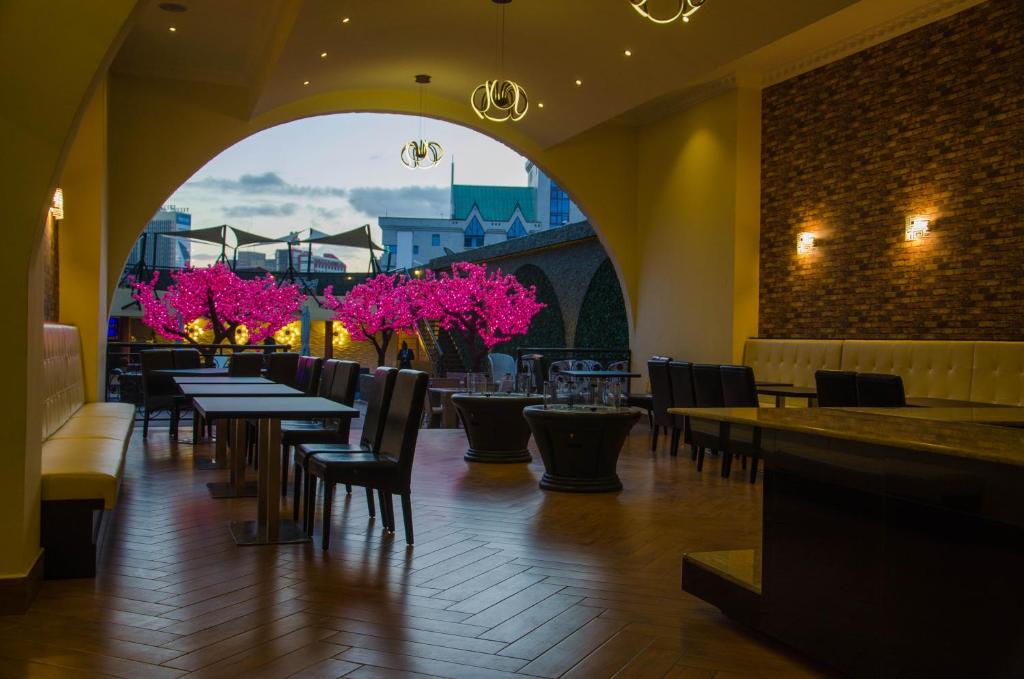 Restaurace v ubytování Best Western Plus Meridian Hotel