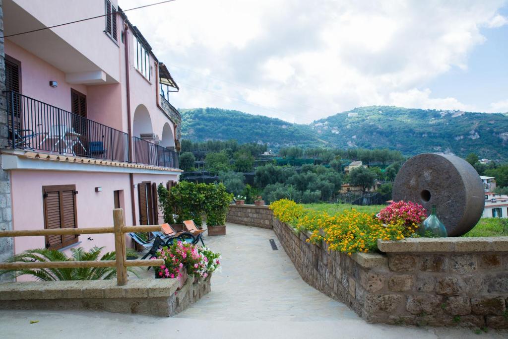 Nespecifikovaný výhled na hory nebo výhled na hory při pohledu z bed and breakfast