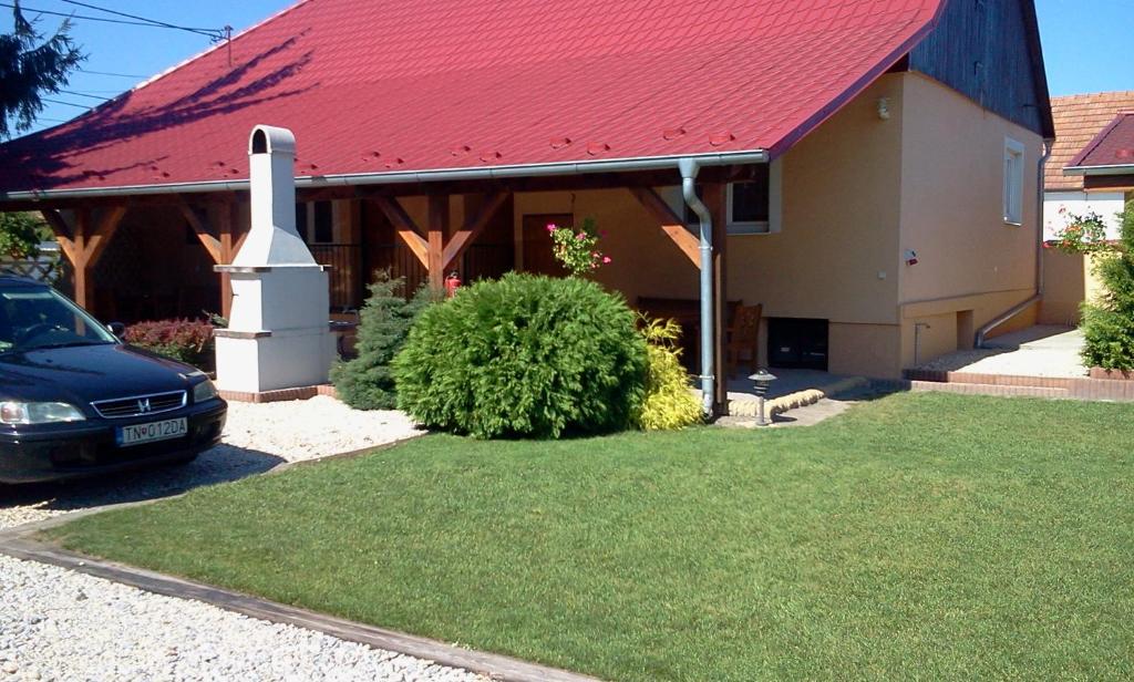 Budova, v ktorej sa apartmán nachádza