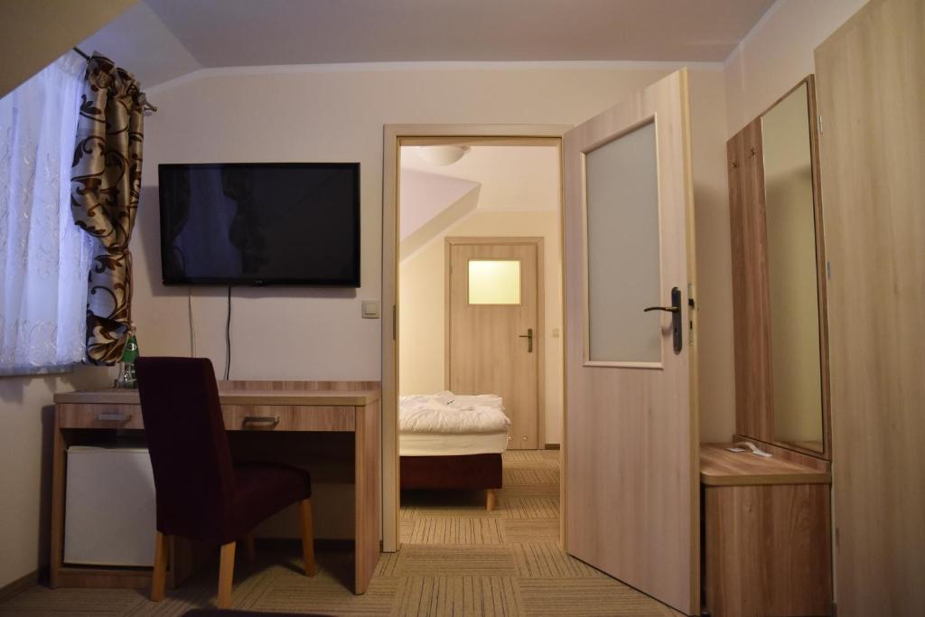 Pensjonat Leśniczówka - Deluxe Double Room