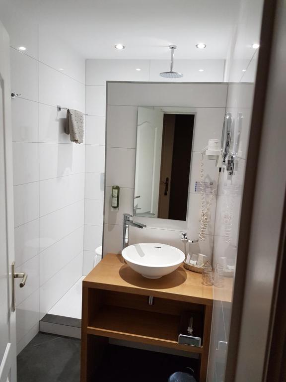 Koupelna v ubytování Hotel La Ferronniere