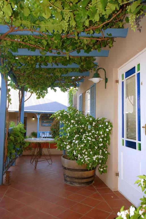 Guinea Fowl Lodge - Image 23