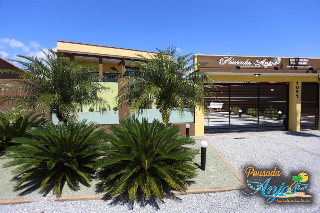 Fotografie z fotogalerie ubytování Pousada Anjos - à 2 quadras do mar v destinaci Matinhos