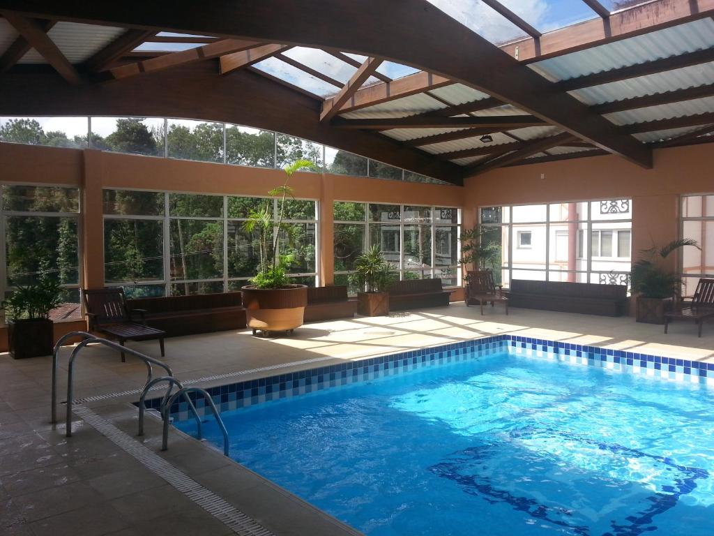  Apartamento Condomínio