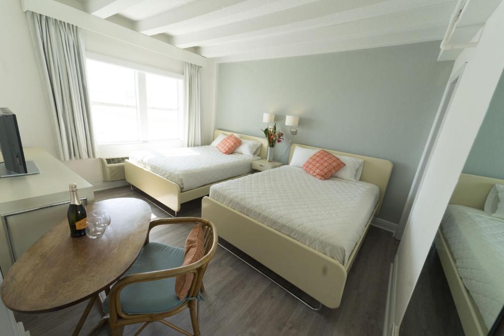 Broadmore Miami Beach - 