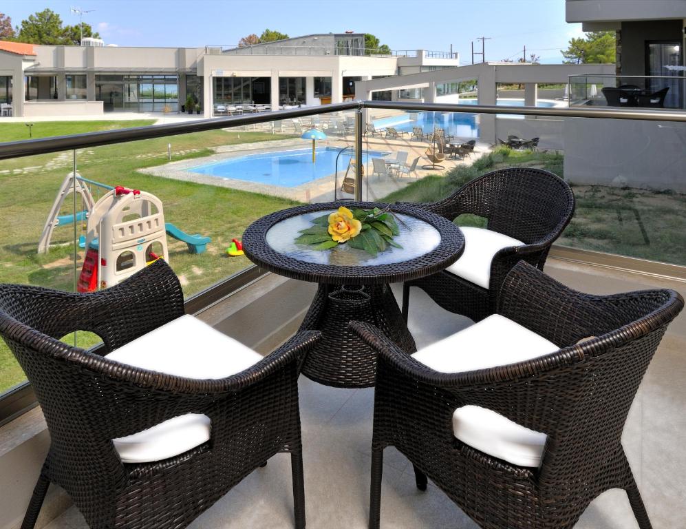 Bazén v ubytovaní Krotiri Resort alebo v jeho blízkosti