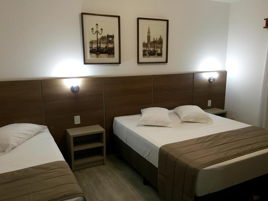  Hotel Romer