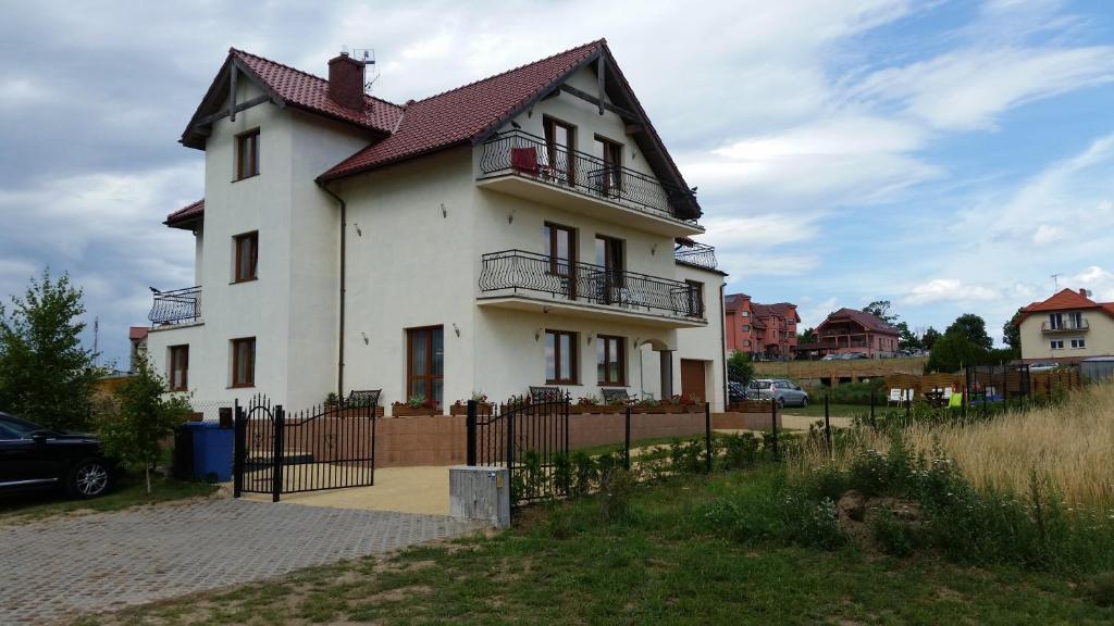 Budynek, w którym mieści się pensjonat