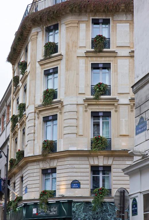 Budynek, w kt&oacute;rym mie&#x15B;ci si&#x119; hotel