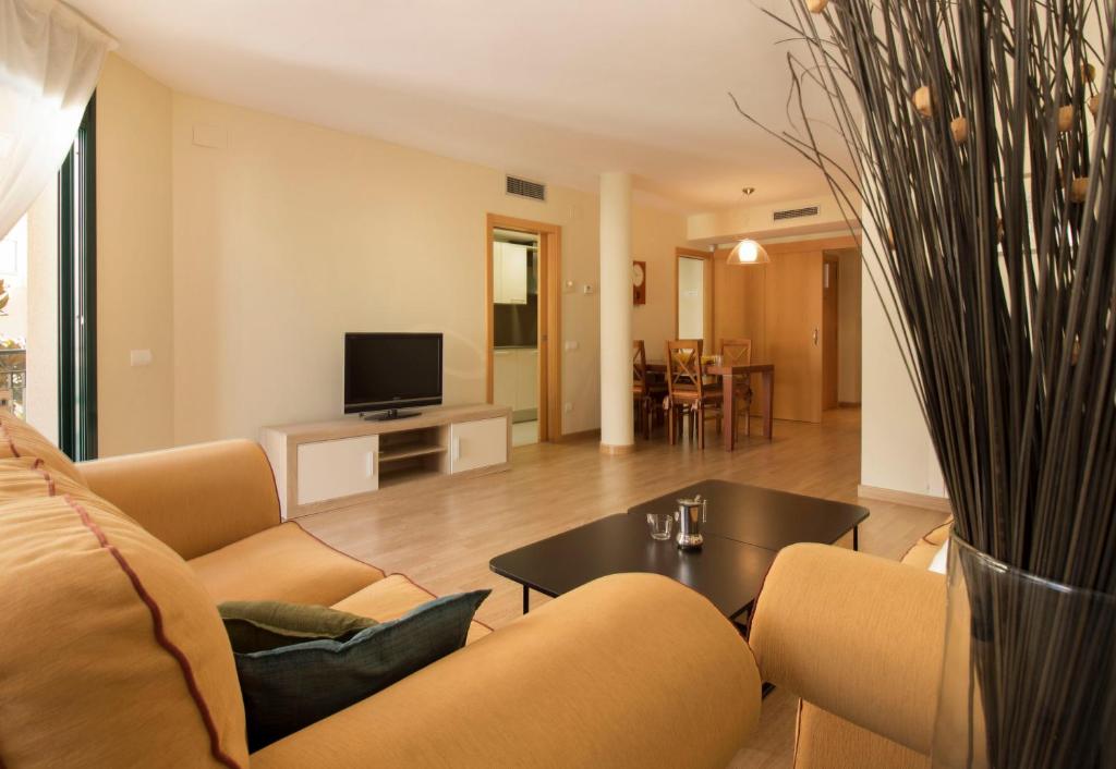 Apartamentos Elcano - Appartement 3 Chambres
