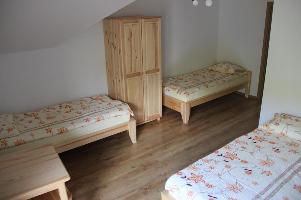 Agroturystyka Sielski Zakątek Aneta i Hubert Wierzbiccy - Camera Quadrupla Con Balcone