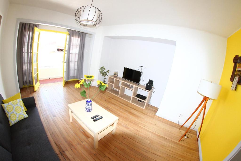 TV a/nebo společenská místnost v ubytování Hostal Vitalia