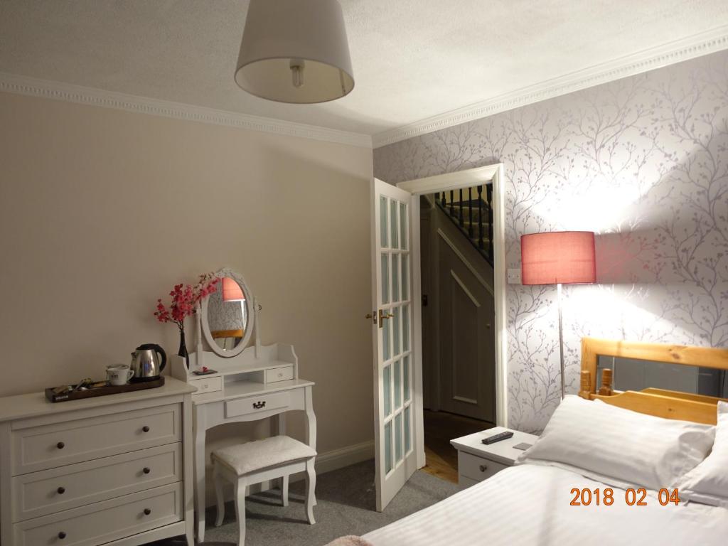 Surrey Homestay