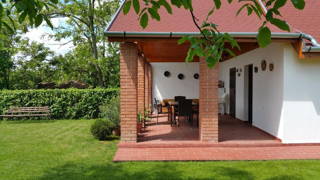 Zahrada ubytování Tiszavirág Vendégház