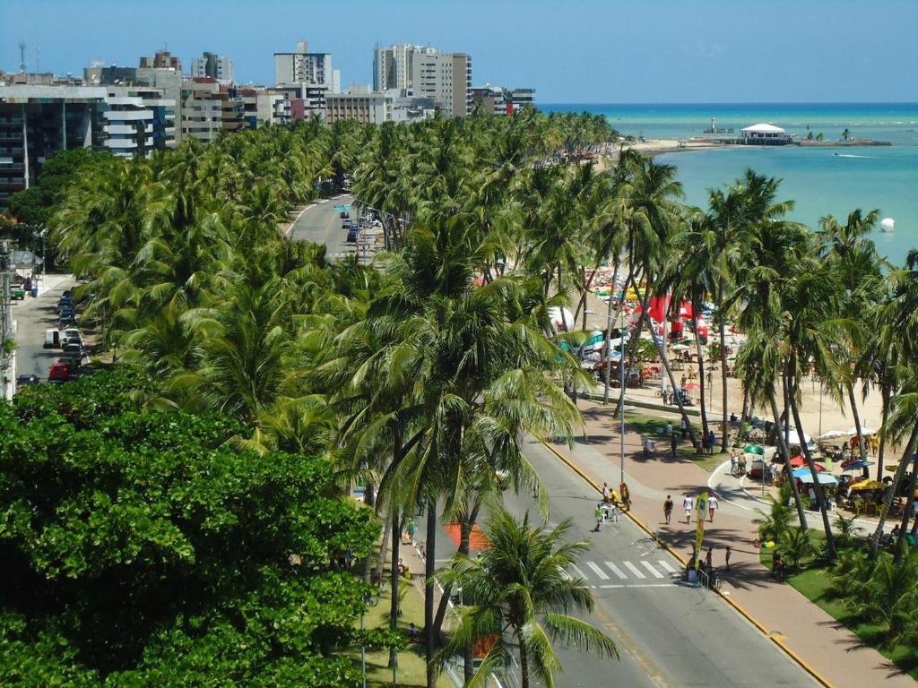  Apto novo a poucos mts do mar! Andar alto