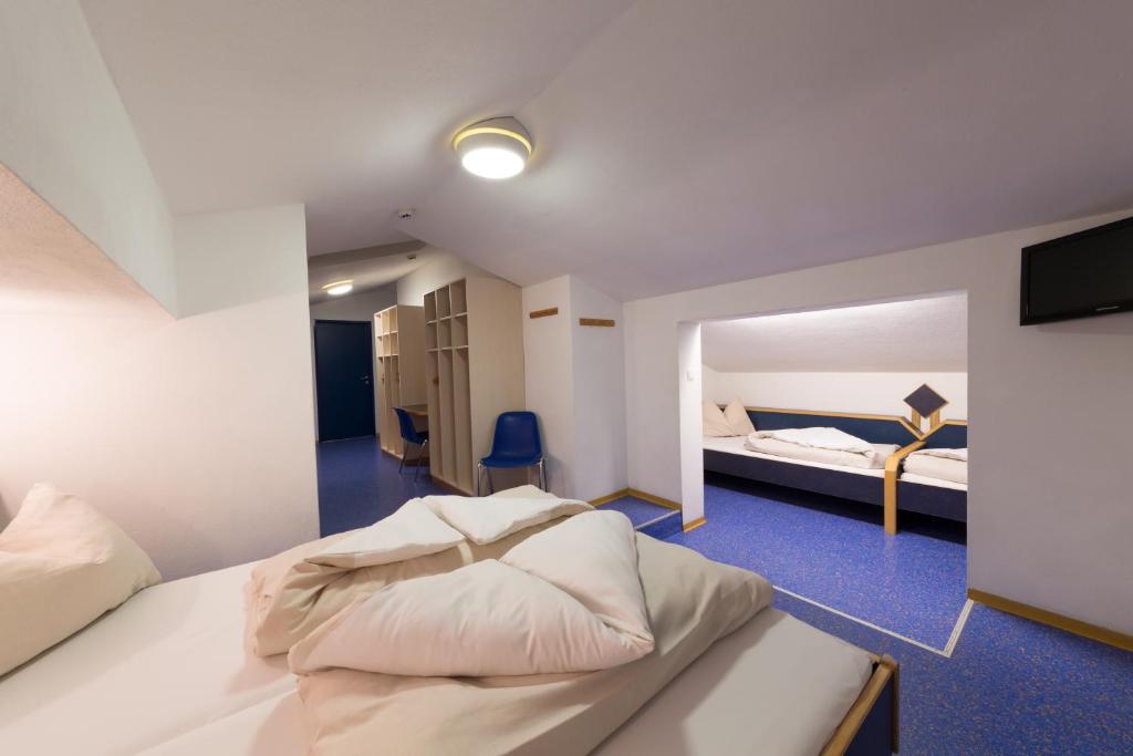 Jugendhotel Ennshof - Family Room (2 Adults + 2 Children)