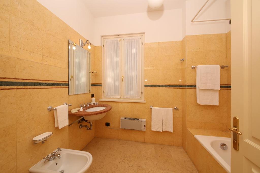 Koupelna v ubytování Villa Sofia Hotel