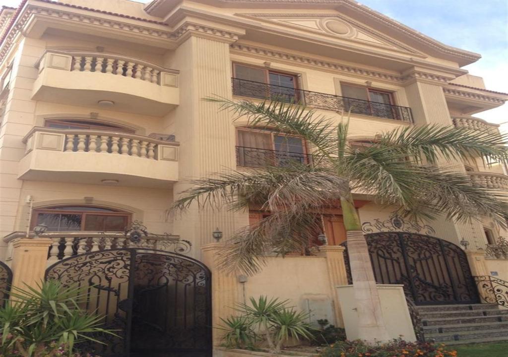 Bygningen som villaen ligger i