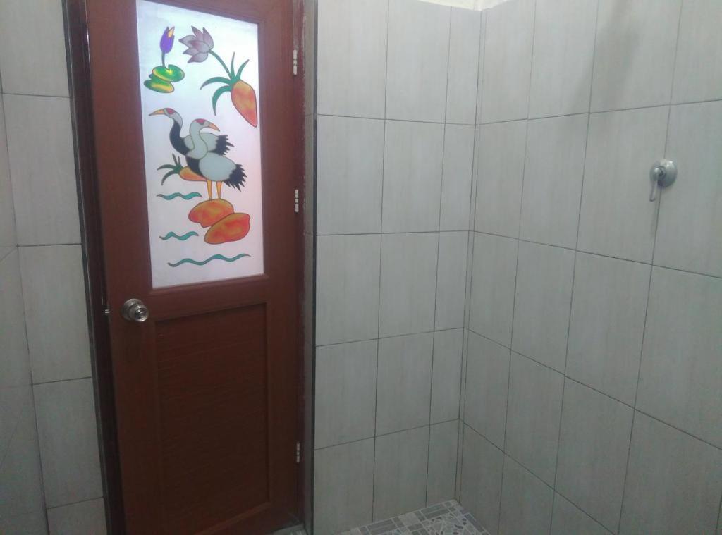 Koupelna v ubytování Pedek Homestay