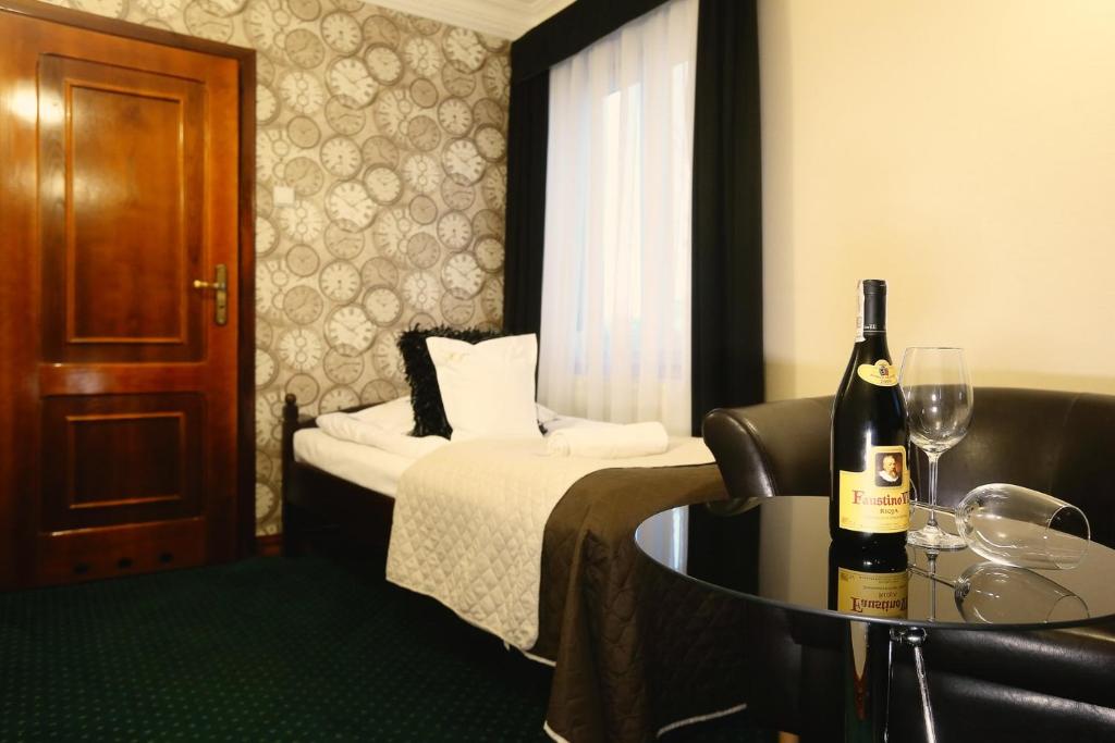 Hotel Imperium - Chambre Simple Standard