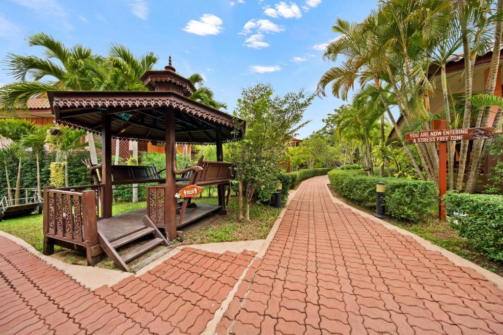 Zahrada ubytování Pinnacle Samui Resort