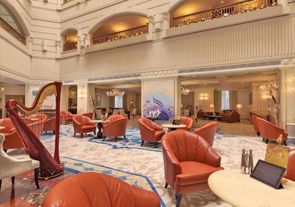 Istumisnurk majutusasutuses Grand Regency Doha, Trademark Collection by Wyndham