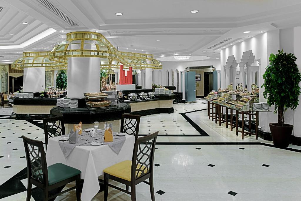 Restaurace v ubytování Makkah Towers