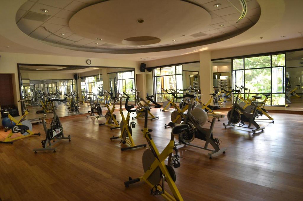 Fitness centrum a/nebo fitness zařízení v ubytování Jacaranda Hotel Nairobi