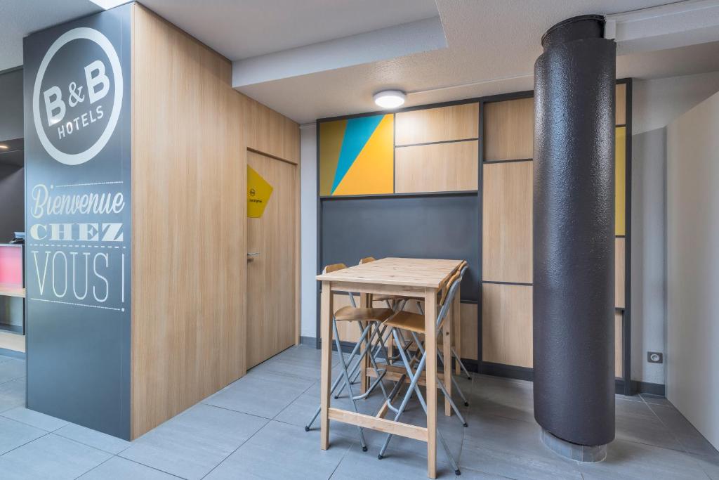 B&B HOTEL Dijon Nord Zénith - Resim 12