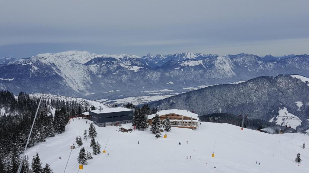 Berggasthof Schatzbergalm v zimě