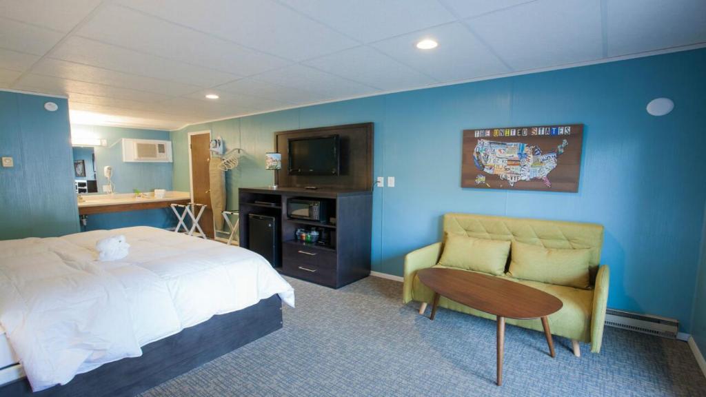 Bavarian Inn, Black Hills - Camera King