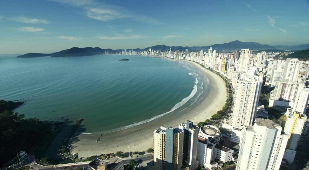  INCRÍVEL Ap a 100m do MAR