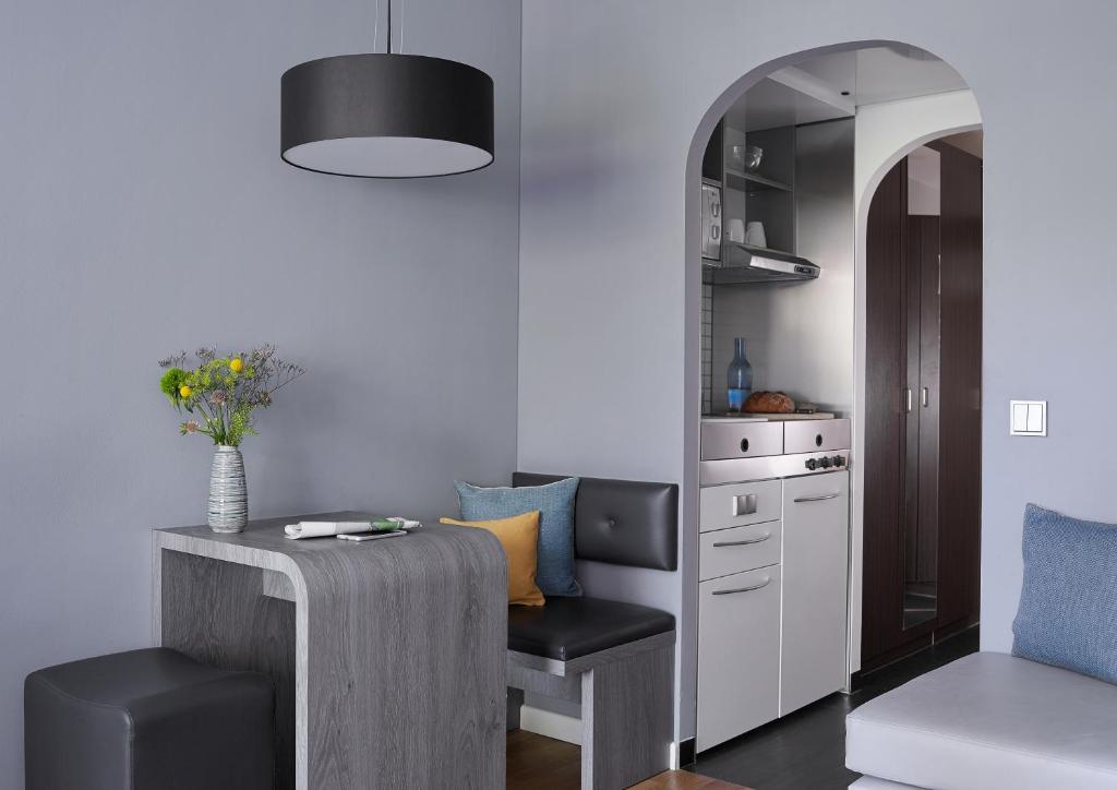 
Business Double Apartment
