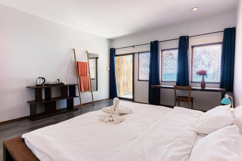 Mumsa Beach Resort & Restaurant - Deluxe Bungalow - Aan Het Strand