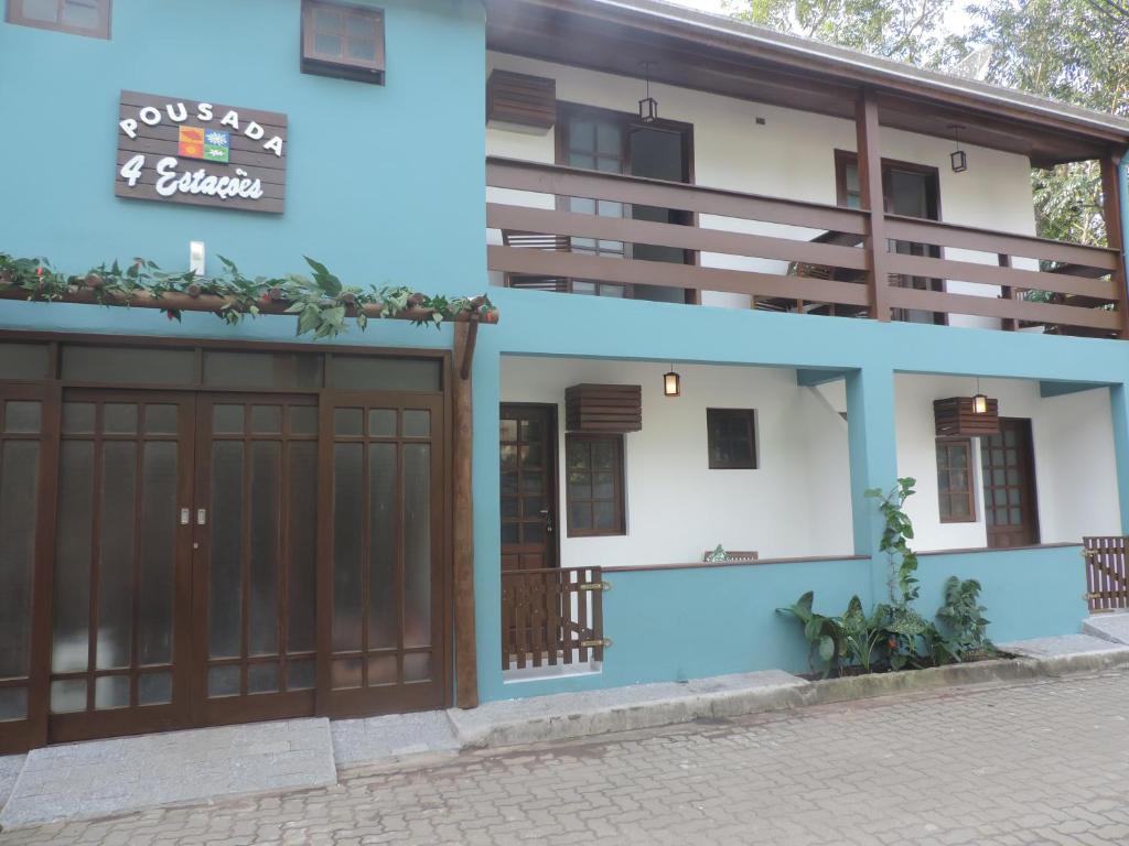  Pousada Quatro Estacoes