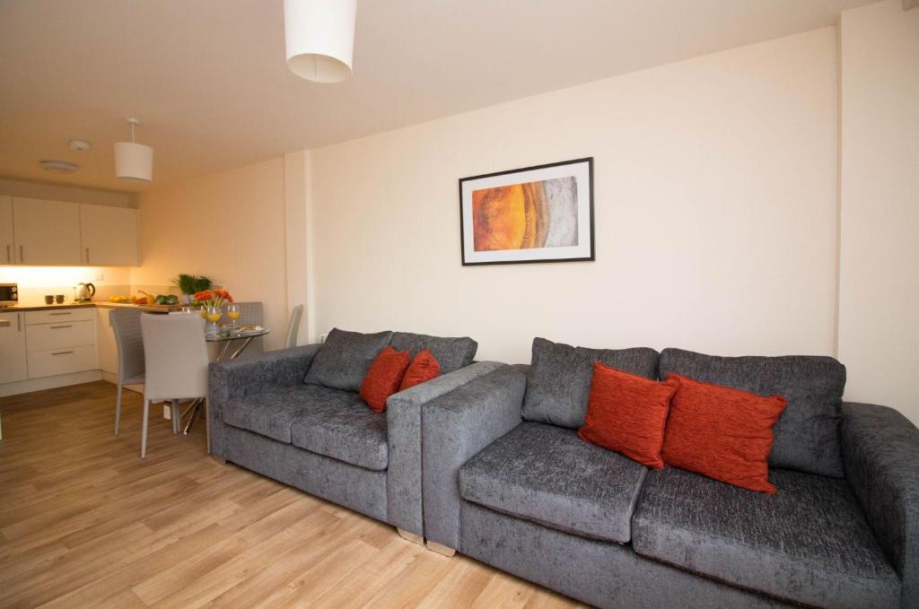 DPV - Above Bar Street Apartments - Apartment
